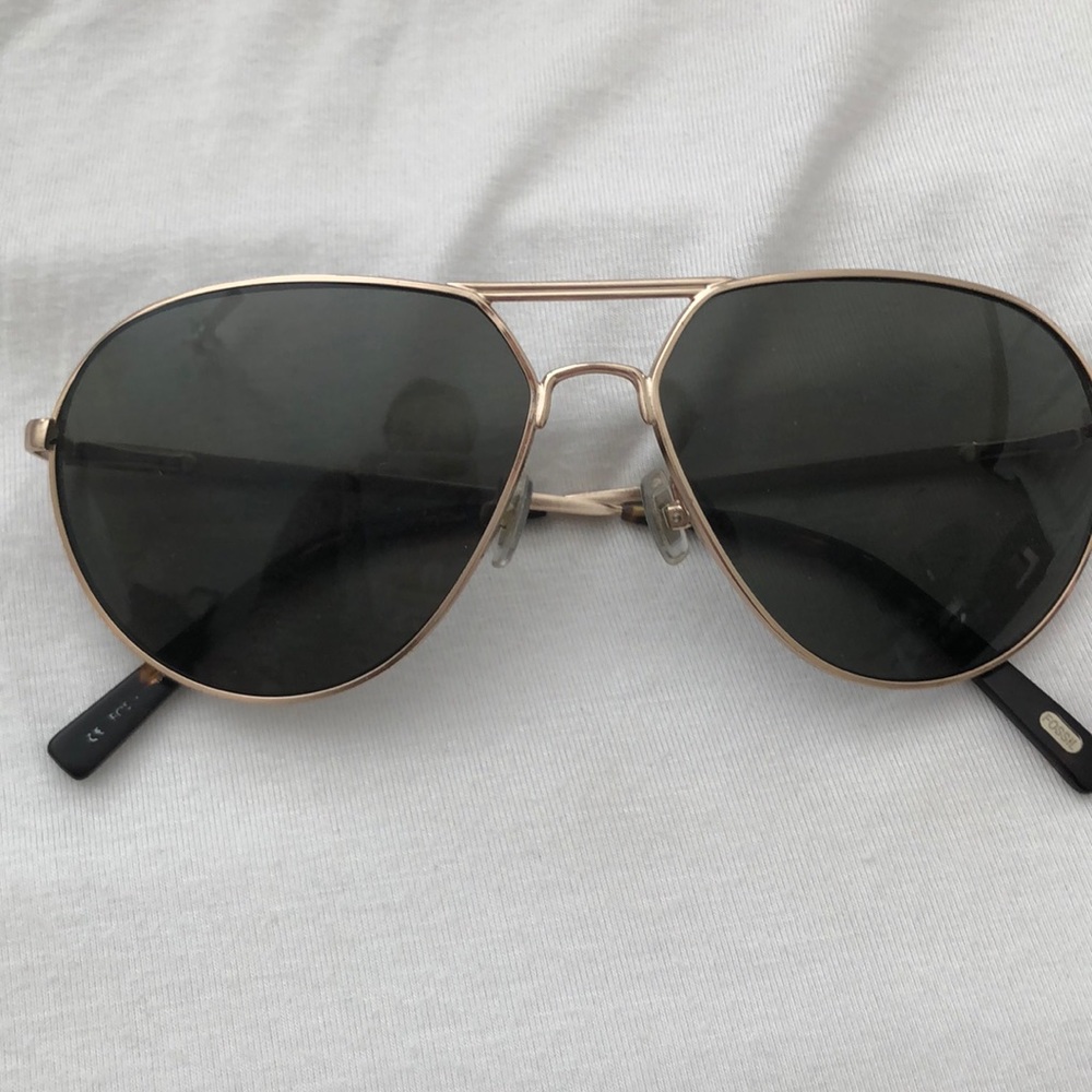 Fossil aviator sunglasses